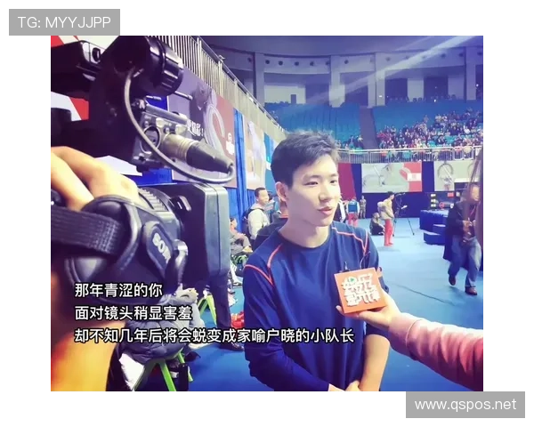 张博恒家的冰箱里只放蛋白粉和冰块